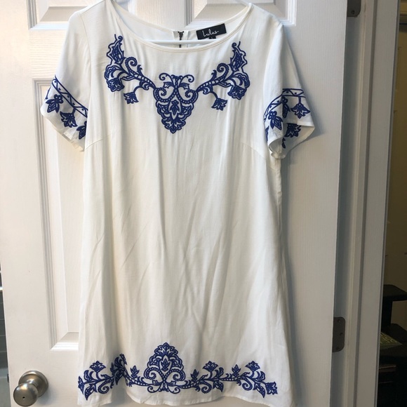 Blue & Ivory Embroidered Shift Dress - Picture 2 of 4
